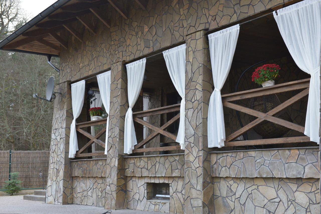 Folvark Gvozd Hotel Kamenyuky Exterior photo
